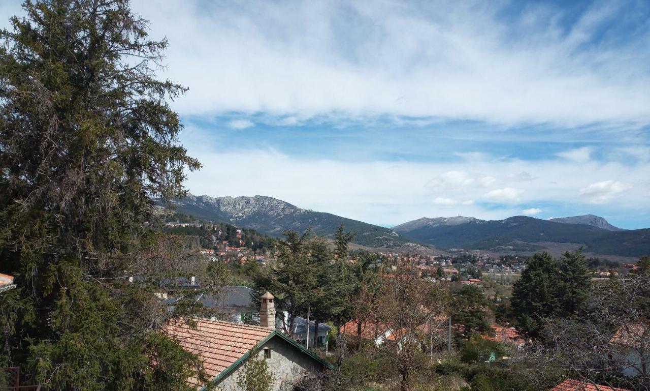 La Parra De Pepa Guest House Cercedilla Bagian luar foto